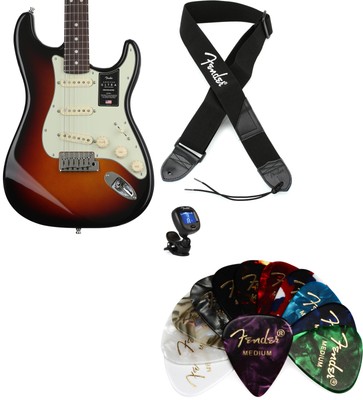 Fender 0118010712 + Fender 0239978000 + Fender 0980300300 + Fender 