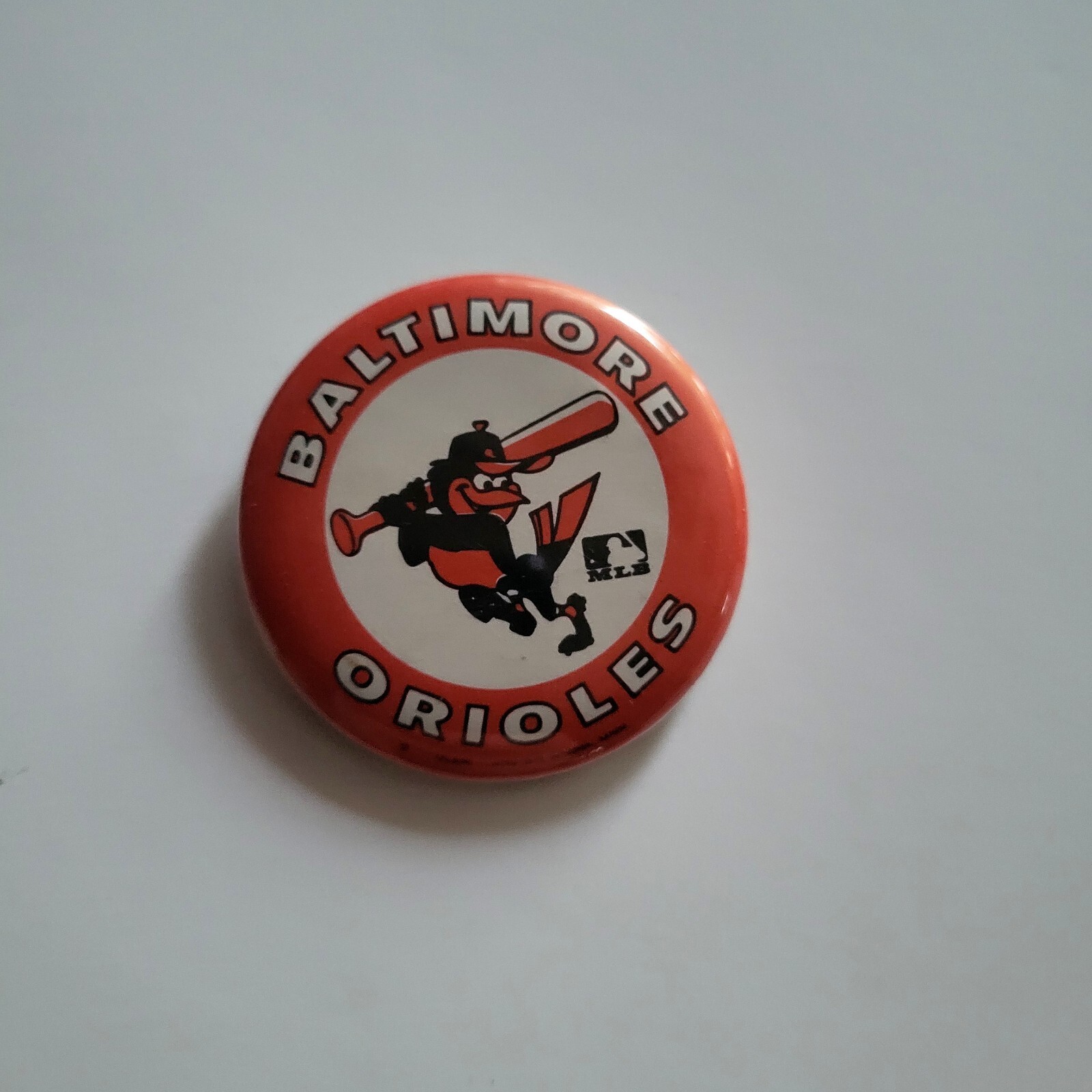 Vintage Baltimore Orioles Mascot Orange Black Bird MLB Button Pin Back Maryland