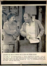 1975 Jean Stapleton Carroll O Connor Los Angeles Ca Wirephoto 8x10