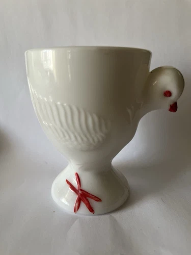 Westmoreland Large White Milk Glass Farmhouse Vintage Chick Egg Cup 3 1/2”