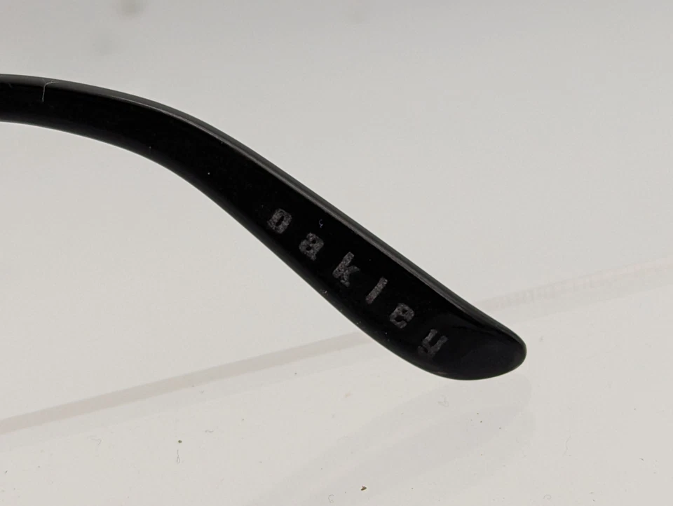Oakley Collected OO4078-07 T123 130mm Shield Sunglasses -LENSES need replaced - Image 3 of 4