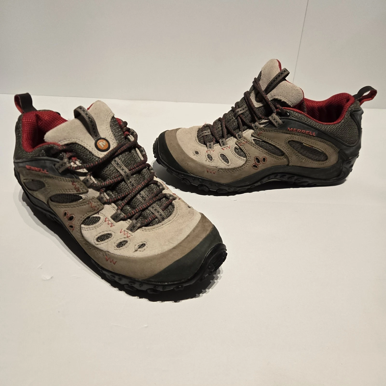 Merrell Chameleon Arc Ventilator Tan/Beige Hiking Trail Shoes Size 9.5 Women's