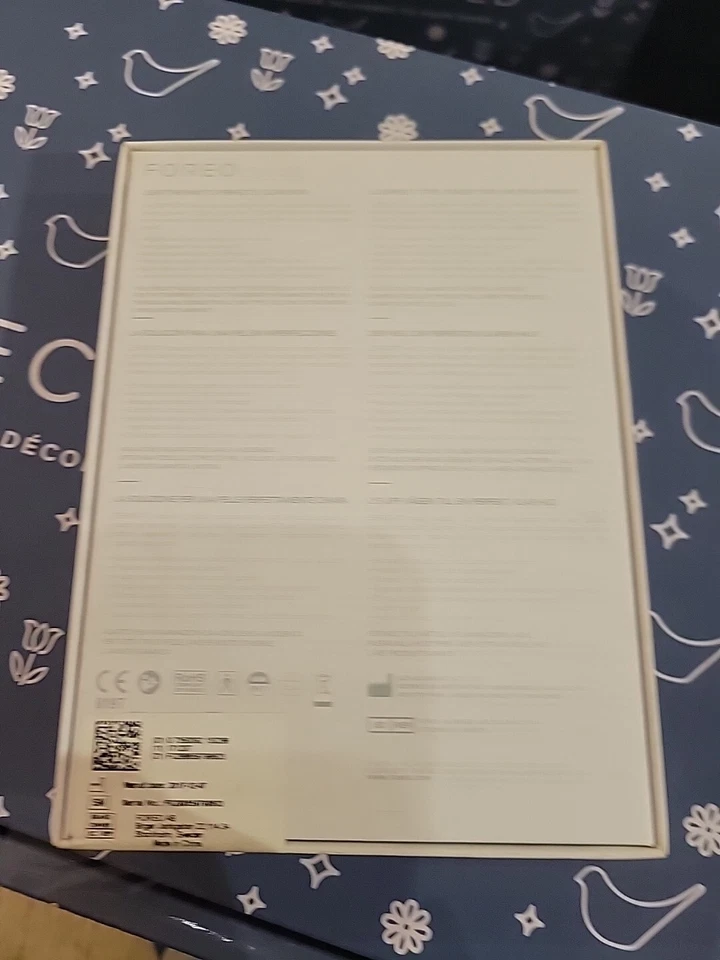 Foreo Espada Pro Level Blue Light Acne Treatment -NEW MAGENTA - Image 4 of 4