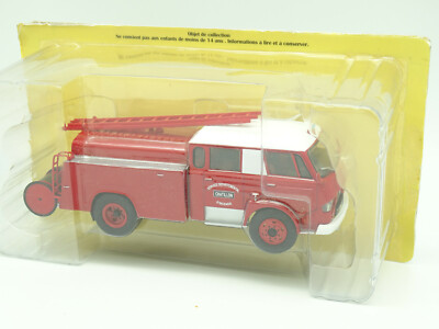 Ixo press hatchet firefighters 1/43 - Citroen 700 Belphegor firefighters Chatillon 