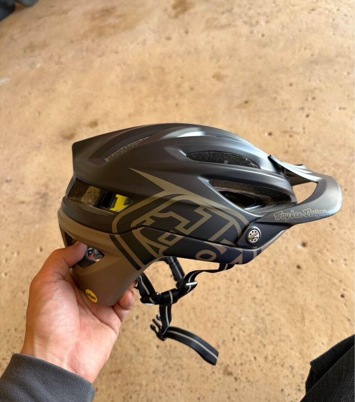 Troy Lee Designs A2 Half Shell Mountain Bike Helmet W/MIPS - EPP EPS - SIZE M/L