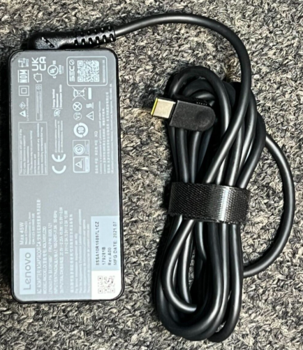 Adaptador de carga original Lenovo 45W USB-C ADLX45YLC2D negro - Imagen 1 de 4