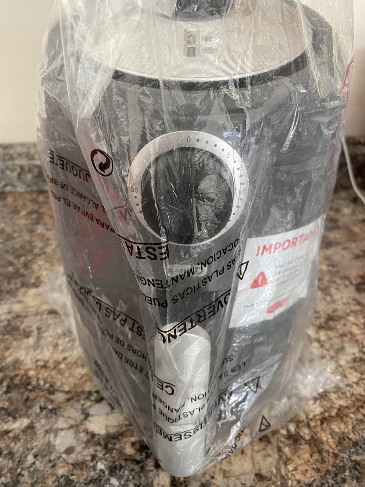 Dash Compact Air Fryer Oven Cooker with Temperature Control Grey