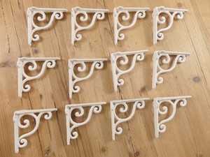 12 Small Brackets White Shelf Wall Braces *PAINT CHIPS* Corbels Cast Iron 4"x4"