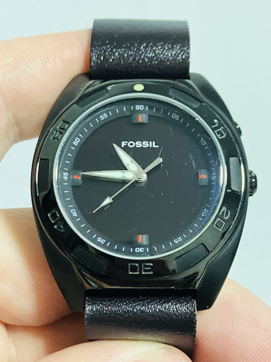 FOSSIL big tic 赤 JR-8761　レザーベルト FOSSIL big tic 赤 JR-8761 レザーベルト