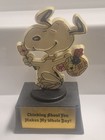 Aviva Snoopy Trophy Vintage Peanuts Thinking About You Makes My Day Flowers — photo 1