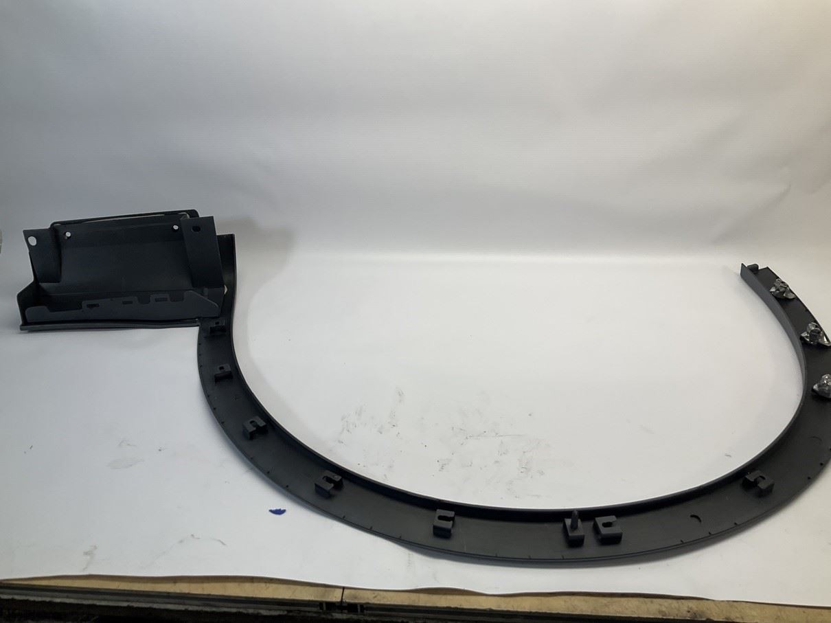 Maserati Levante 2017-2024 Front Right Wheel arch molding