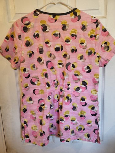 Scrub Tops Lot U-Pick - Disney, Peanuts, Star Wars, Holiday, Cats, Dogs, Flowers - Picture 63 of 442