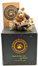 BOYDS COLLECTION - "AGATHA & SHELLY SCARDY-CAT" with Box