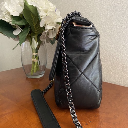 Real Leather | Black Flap Quilted Bag Ombre Chain Crossbody Purse *READ 2 - Picture 7 of 11