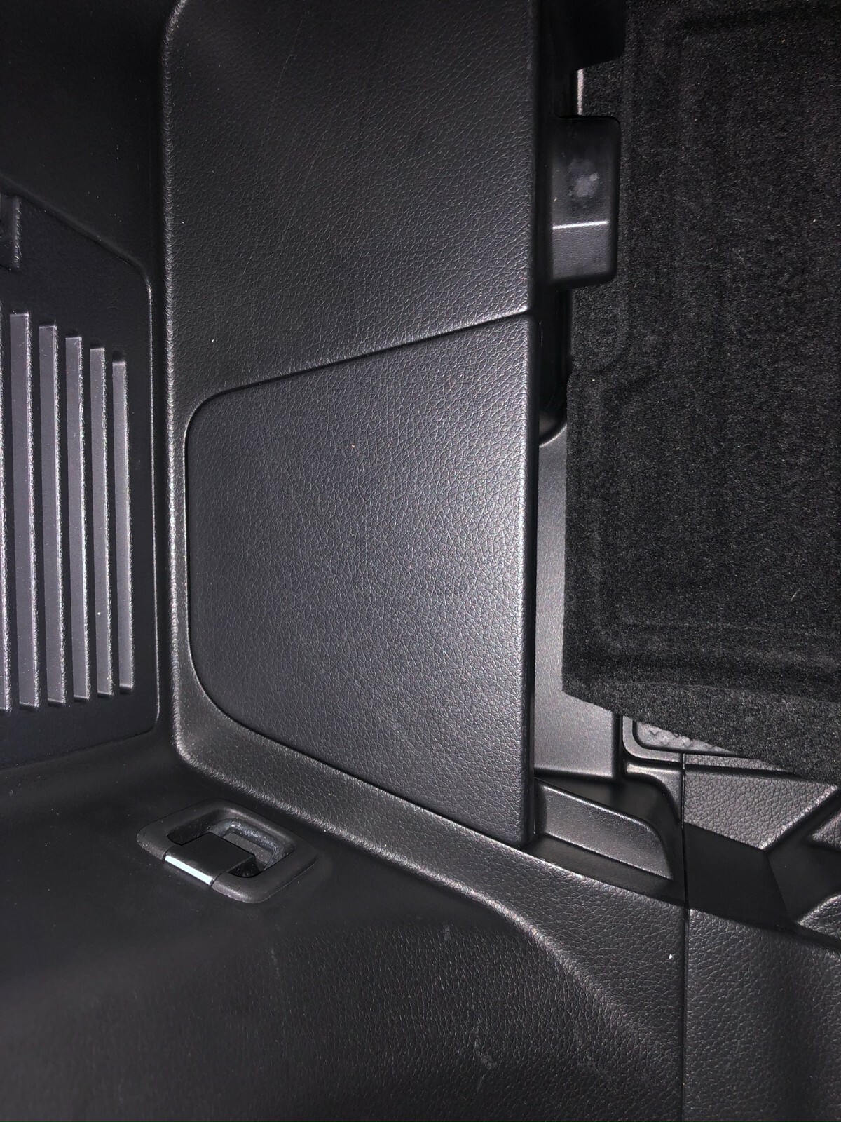 20142020 Nissan Rogue Rear Hatch Access Cover Driverside Left 849B7