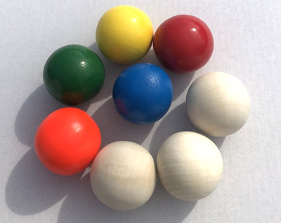 8 Boule Petanque Ziel Kugeln Holz in 6 Farben Mix Schweinchen 30 mm wuzz Neu