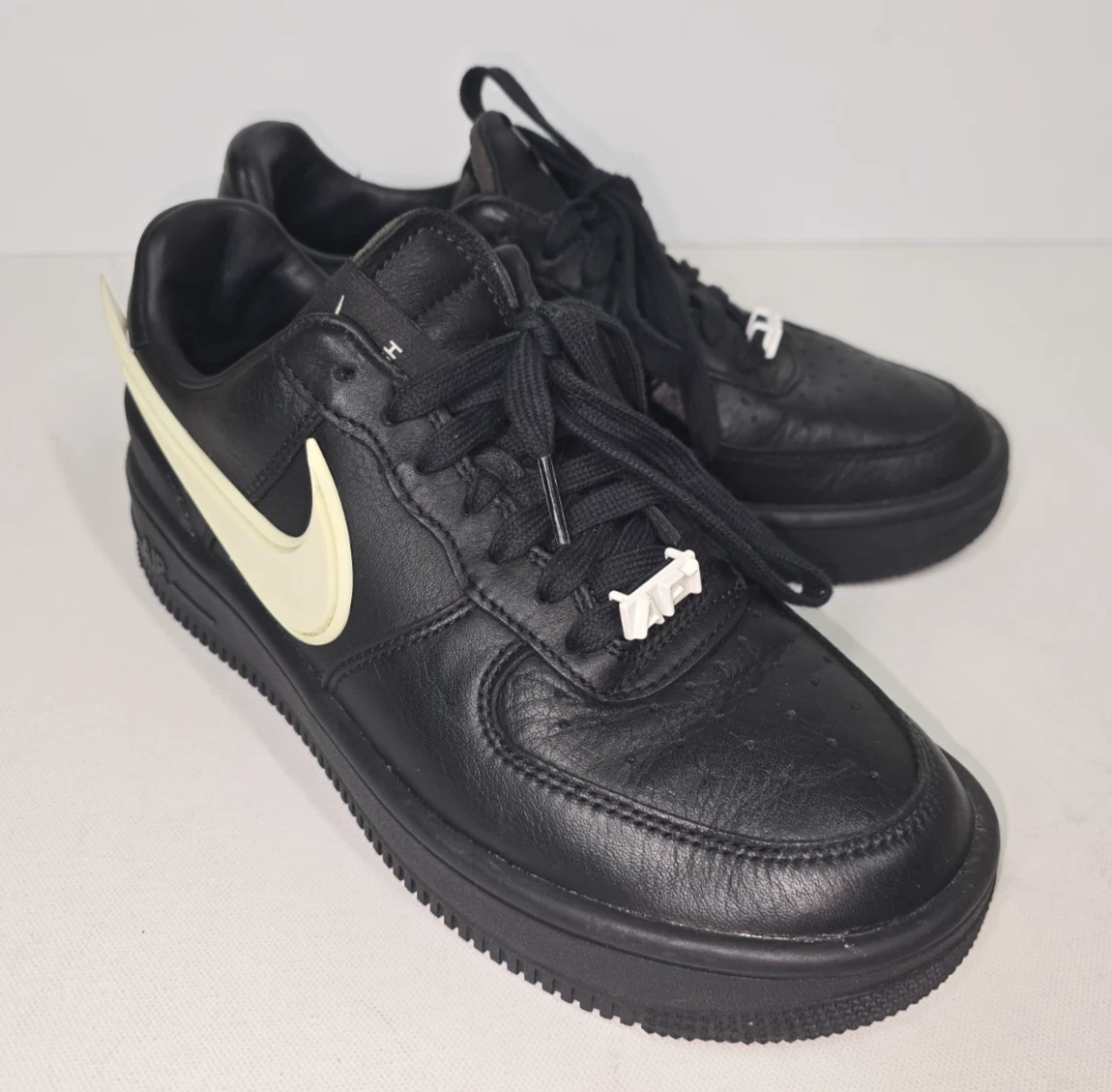 Las mejores ofertas en Nike AMBUSH x Air Force 1 Low Black | eBay