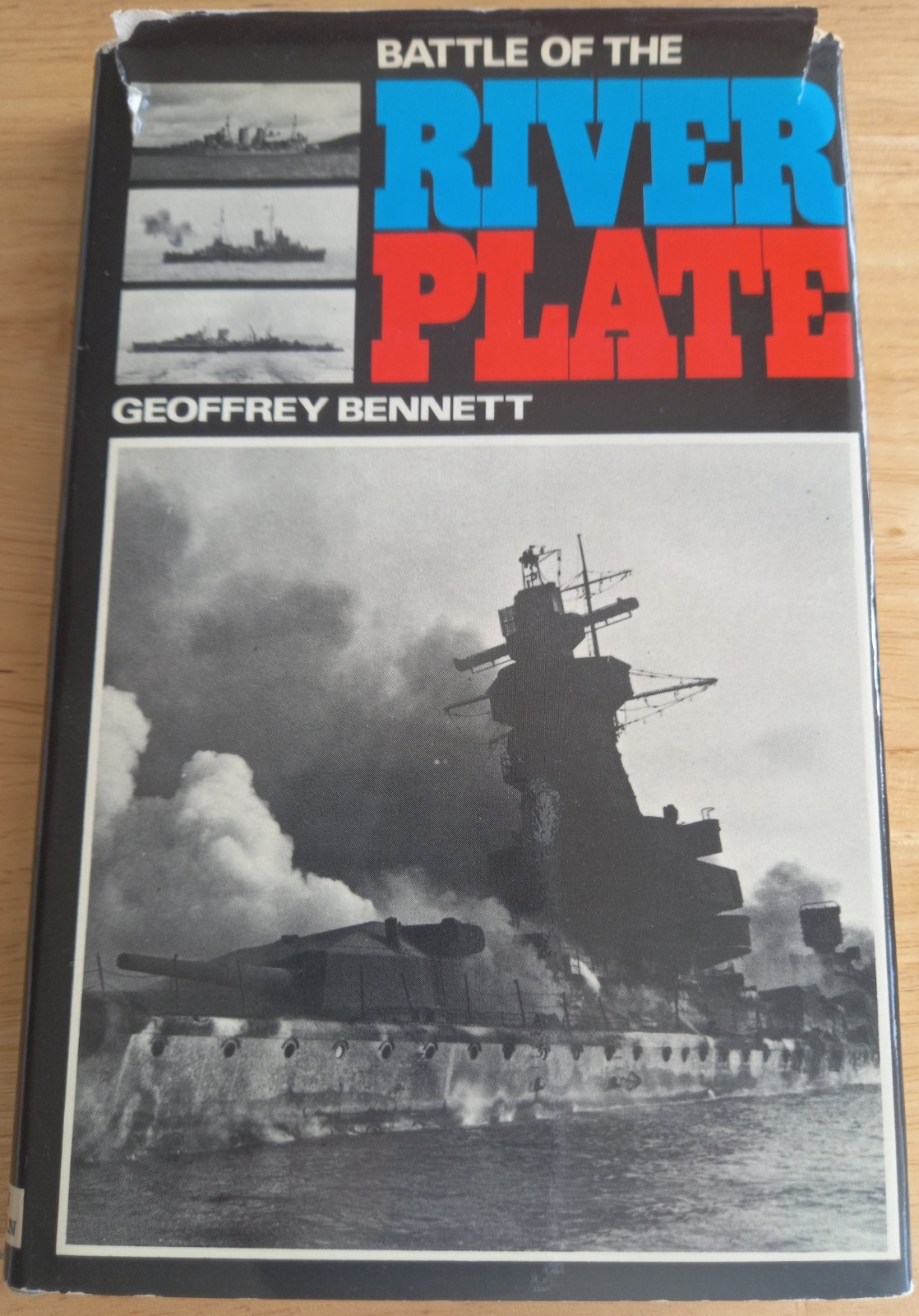 Bennett Battle of the River Plate GRAF SPEE WW2 Smallish Hb book VG in worn dw