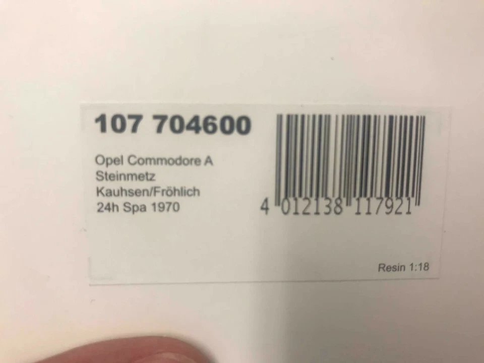Minichamps Opel Commodore #10 Kauhsen 24H Spa 1970 1/18 107704600 - Immagine 3 di 3