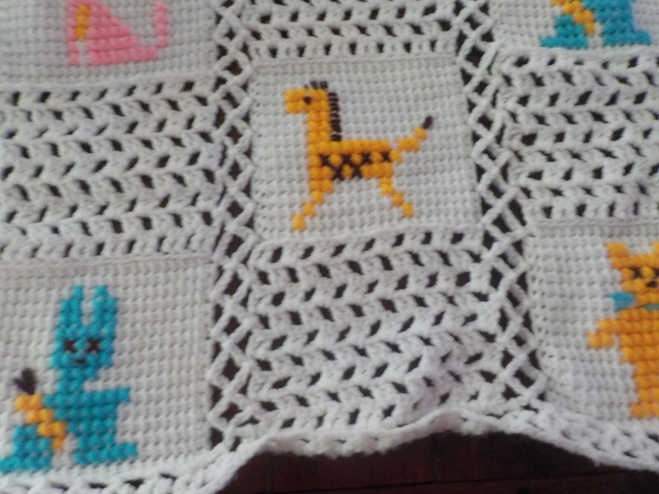 Hand Crocheted White Baby Crib Blanket Stitched Animals 40”x 36" eBay