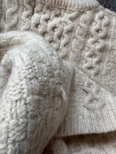 Aran Crafts Ireland 100% Merino Wool Kids Sweater Size 5-7 Ivory - Picture 7 of 7