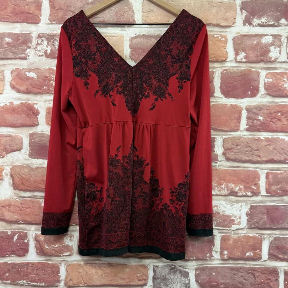 Camisa Abstracta Boho Floral Beige by ECI Top Mujer Mediana Roja Negra Con Cuentas Foto 4 de 4