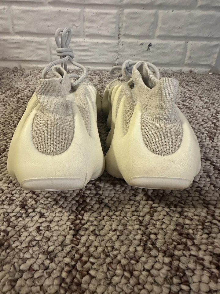 Adidas x Yeezy 450 Cloud White | Tamanho 11.5 | Usado | H68038 - Imagem 3 de 4