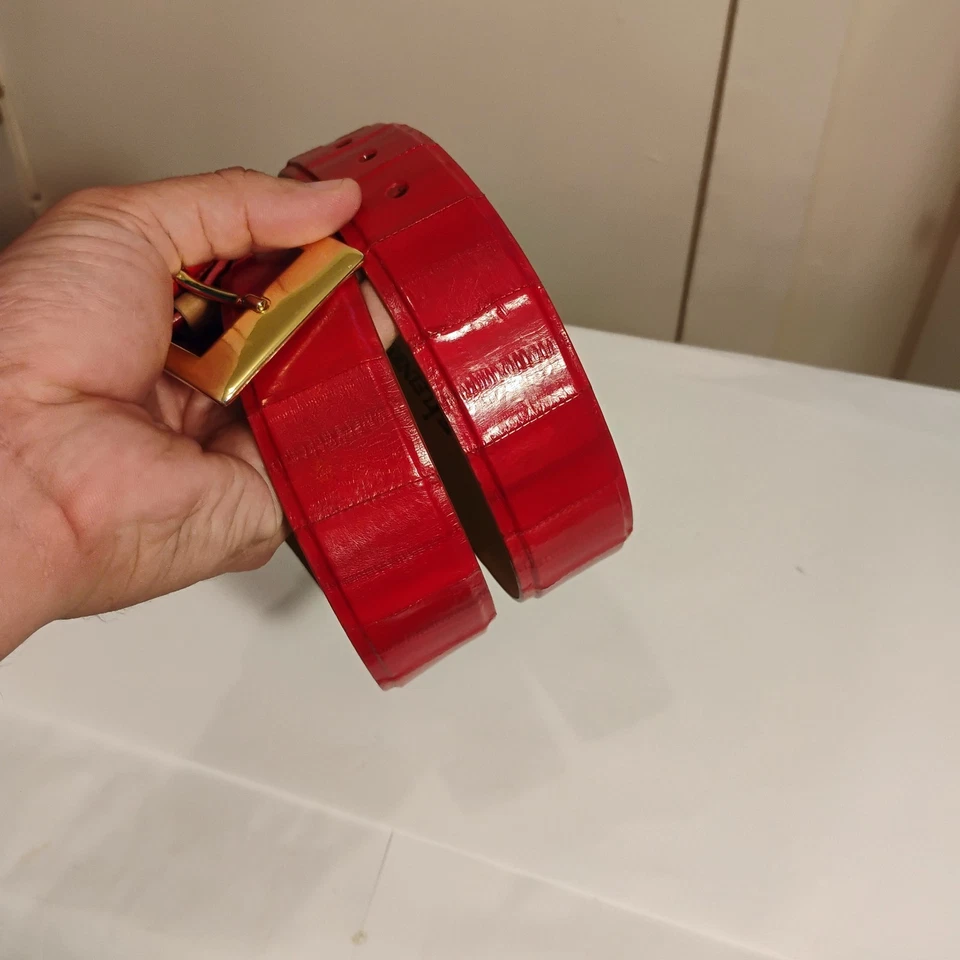 Cinto de couro vermelho pele de enguia real W. Kleinberg fivela de bronze tamanho médio feminino EUA - Imagem 2 de 4