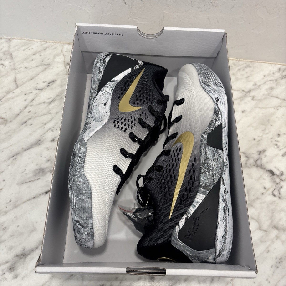 k*7様 コービー9 Nike Kobe 9 Low Protro EM 