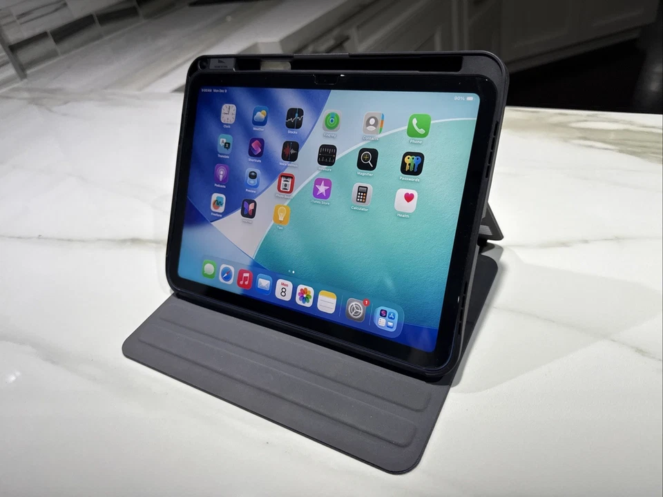 Apple iPad 10.9" 10th Generation,Wi-Fi + Cellular,64GB Blue,Unlocked - Image 3 of 4