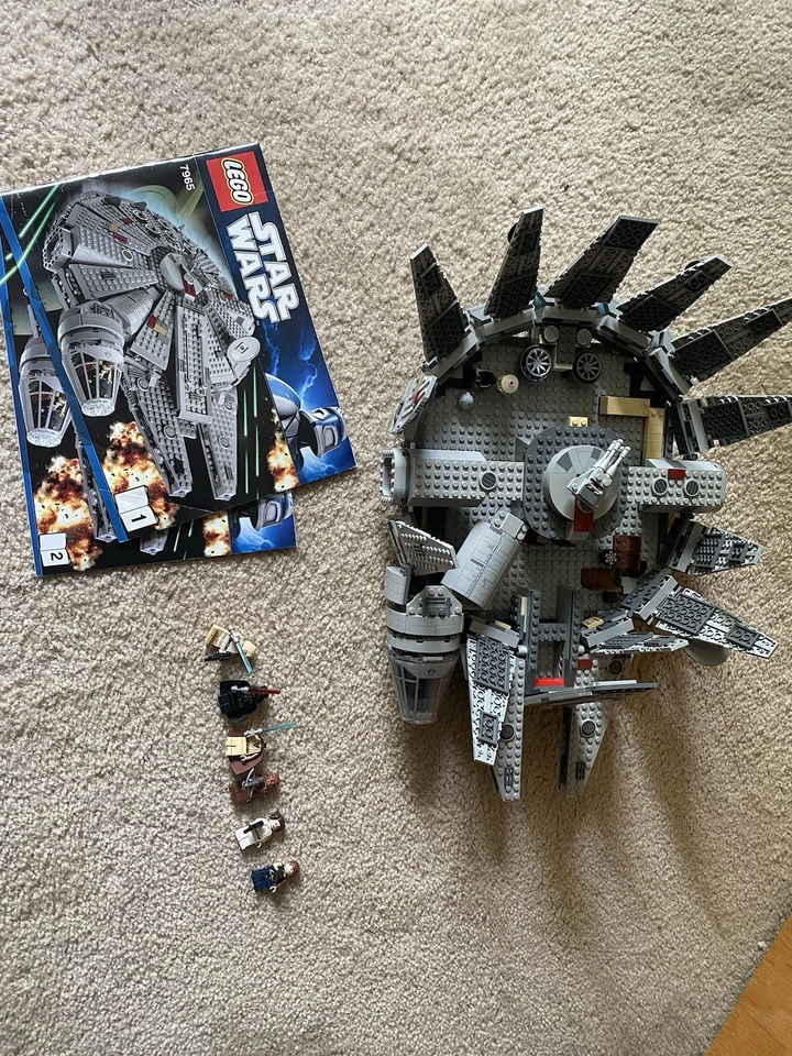 LEGO Star Wars: Halcón Milenario (7965) Foto 2 de 4