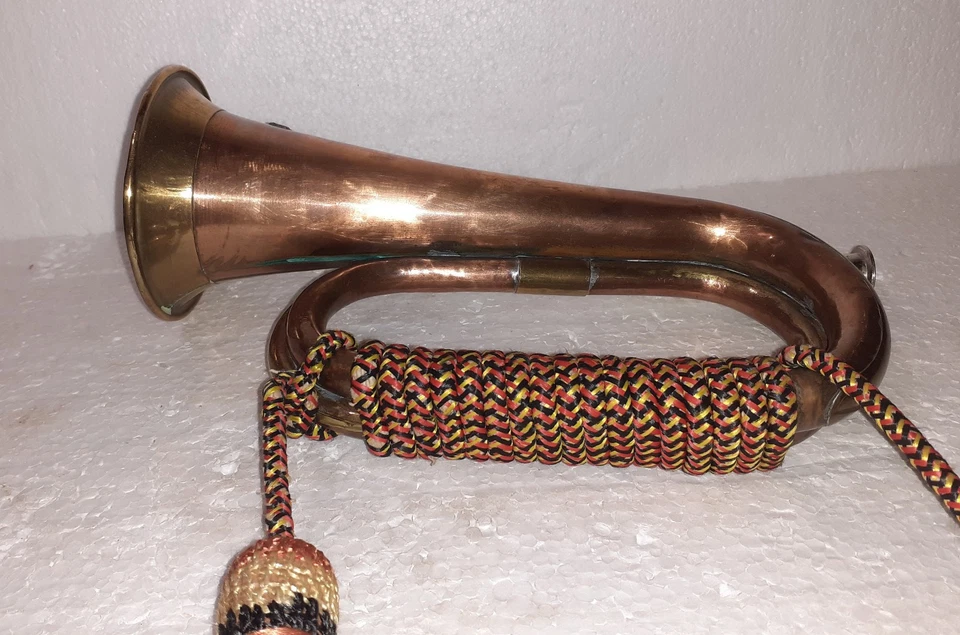 ANCIEN PETIT CLAIRON EN BON ETAT ET COMPLET. LAITON ET CUIVRE ROUGE - Photo 4/4