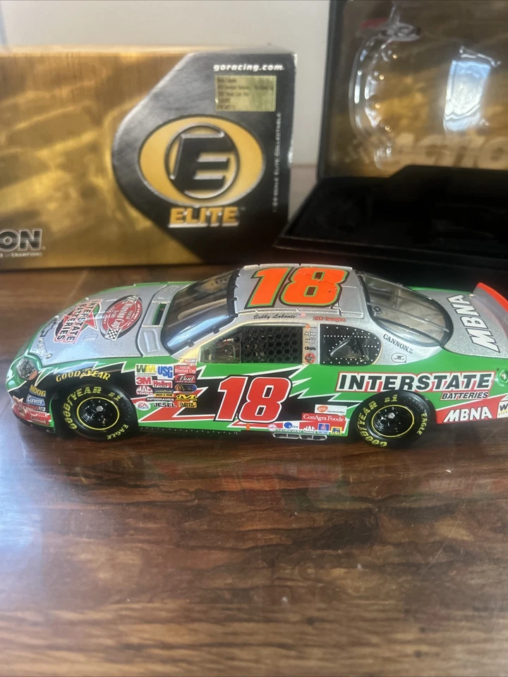 Bobby Labonte Interstate 2003 Monte Carlo Elite 1:24 The Victory Lap Action #18 Foto 2 de 4
