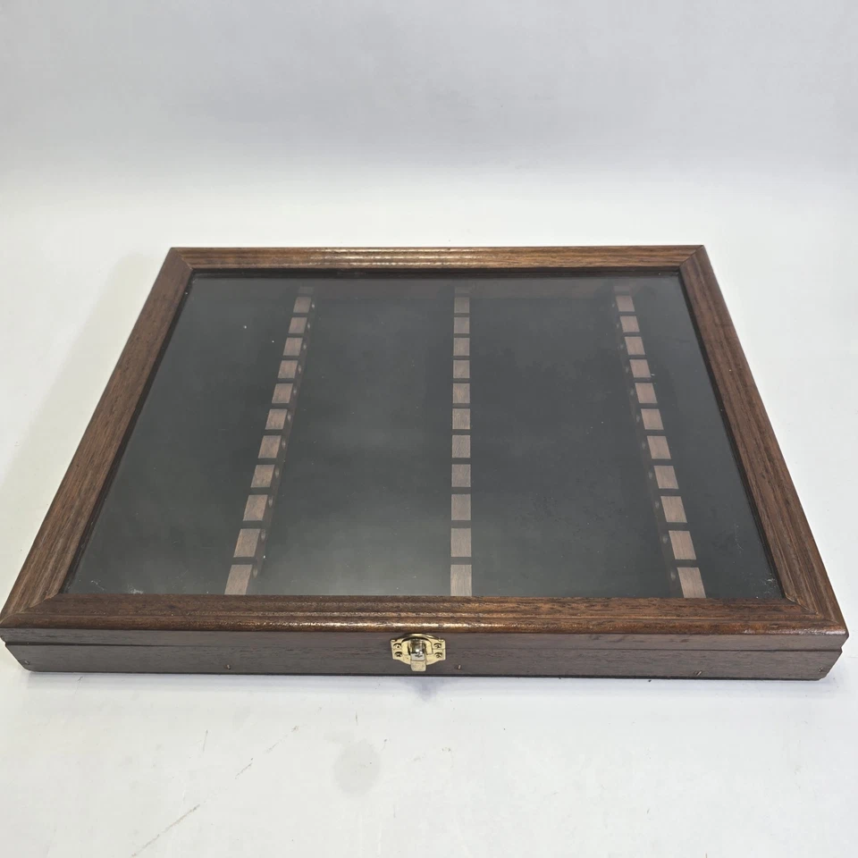 Vitrina de cuchara de madera 36 ranuras gabinete de pared puerta de vidrio 12,5x16 SMC Taiwán Foto 2 de 4