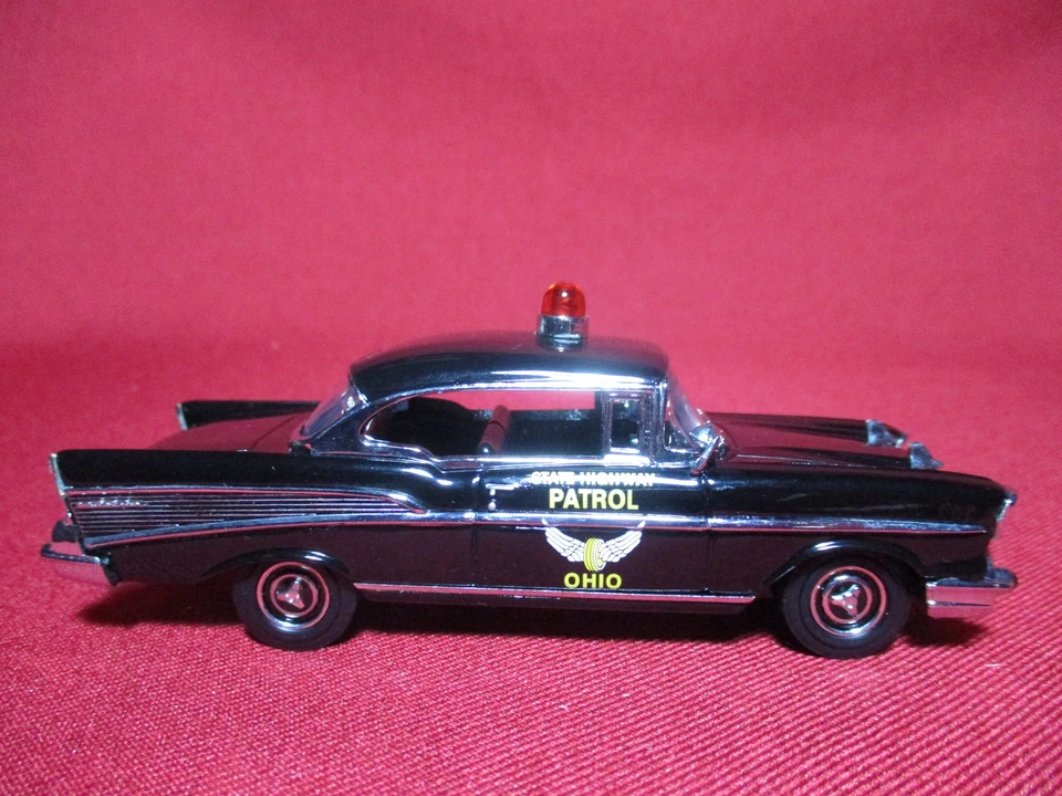 1:43 1957 Chevy Bel Air Ohio Highway Patrol Matchbox USA State Police Car - Image 4 of 4