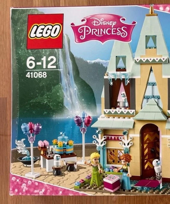 LEGO Disney Princesa Arendelle Castillo Celebración (41068) Kit de Construcción 477 Piezas Foto 3 de 4
