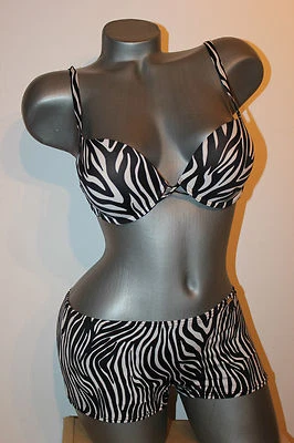 Triumph Push-Up Bikini "4 Your Style 14 pt CTOWU" schwarz weiß 75 B + Short 38 - Bild 1 von 4
