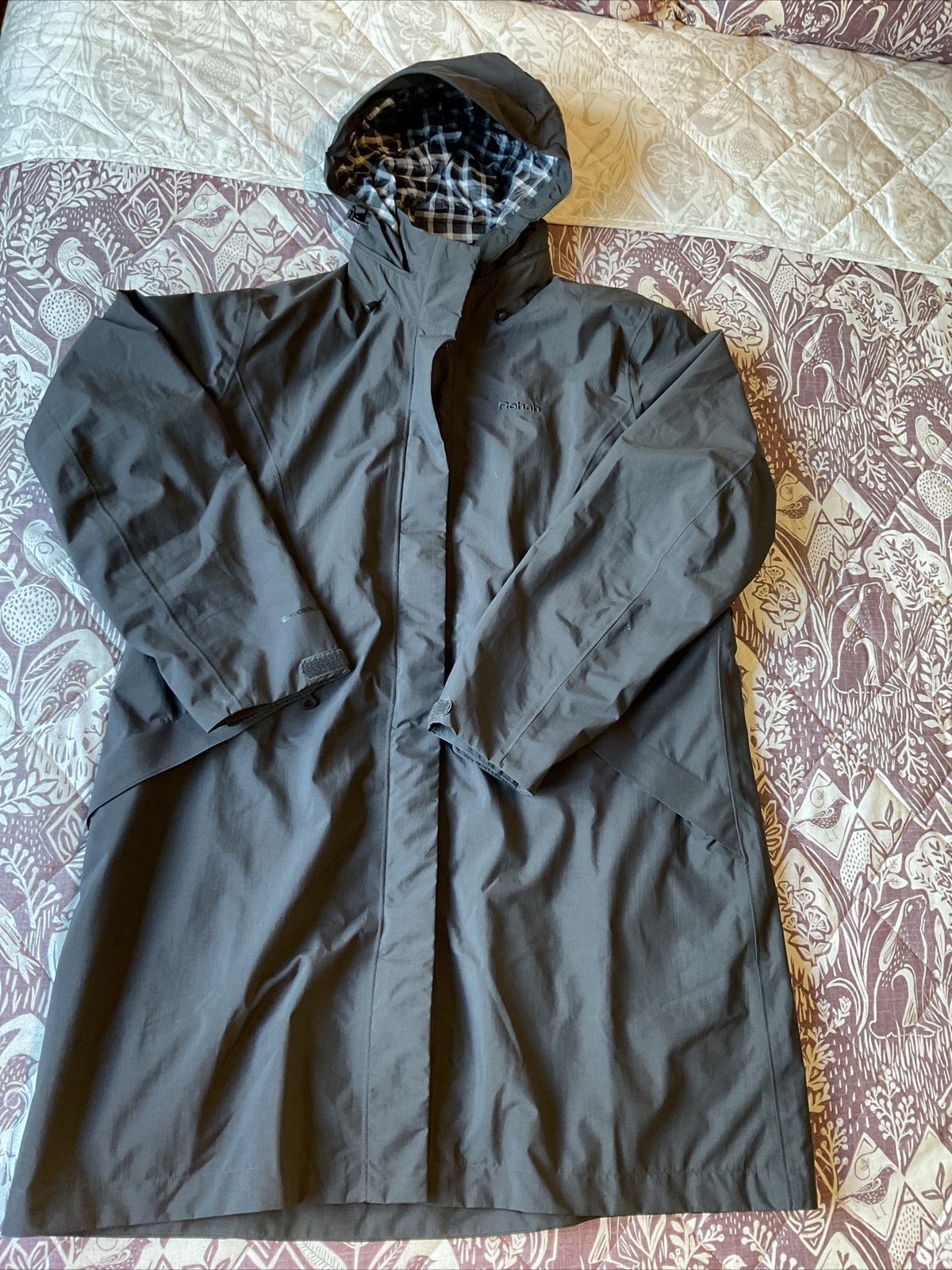 ROHAN HILLTOP JACKET SIZE LARGE