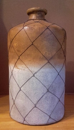 GIARA IN TERRACOTTA DECORATA CON GRIGLIA METALLICA FIORIERA ARREDO MADE IN INDIA - Foto 2 di 12