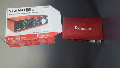 Focusrite Scarlett 2i2 3rd Gen. 2-Channel USB Audio Interface - MOSC0012