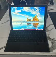 Microsoft Surface Pro 4 13 Zoll 8GB 128GB Wi‑Fi Windows 10 Tablet/Laptop silber