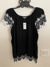 Style & Co Black Embroidered Top 2x  *** NWT ***