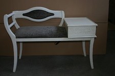 DIVANETTO DORMOUSE  IN BIANCO PATINATO PANCHETTA PORTA TELEFONO INGRESSO