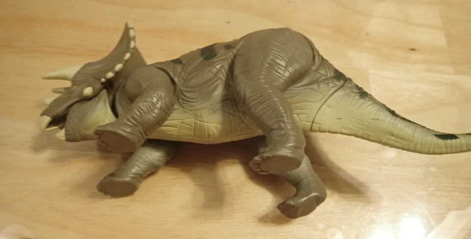 Jurassic Park Triceratops Dinosaur JP44 - Image 4 of 4