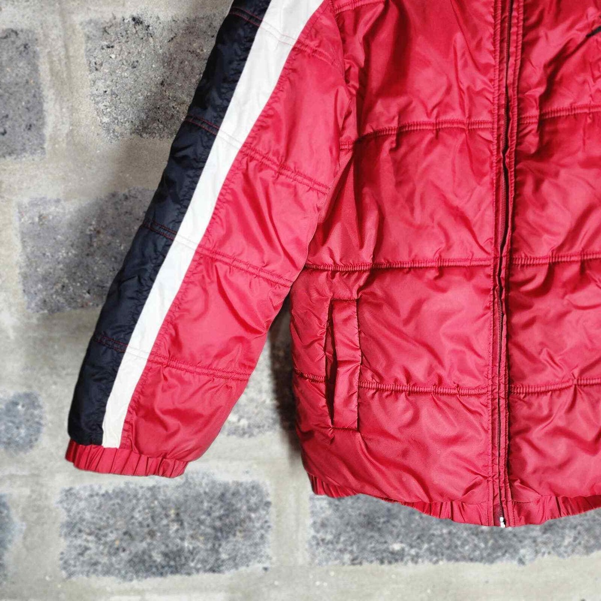 NIKE Jordan sz L red black puffer winter coat hood zip front