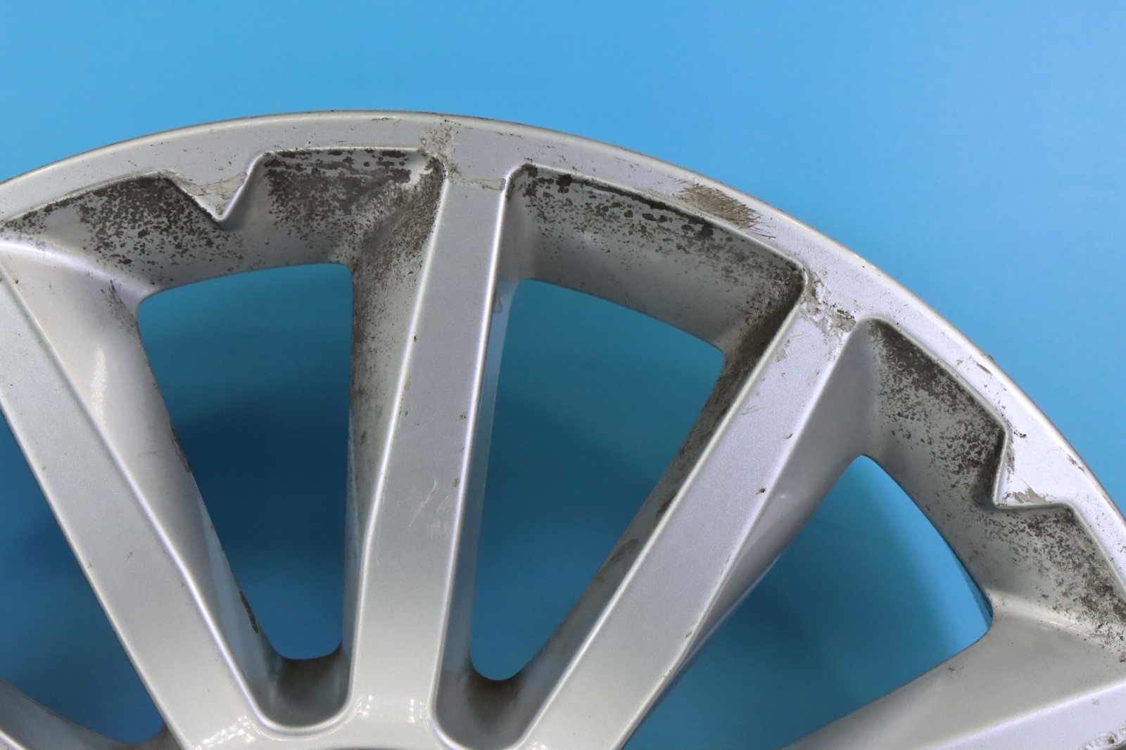Maserati Ghibli 2014 15 2016 18" OEM Rim Wheel 17310 670010977 90135383