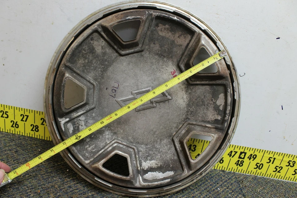 Cubierta de rueda tapacubos única de 14" OEM 14035574 1982-88 GMC S10 S15 Sonoma (1707) Foto 4 de 4