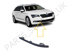 Calandre Skoda SUPERB