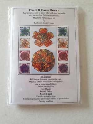 Kathleen Lorbeer Salbei Maschine Stickpackung Flaunt It Blume Brosche