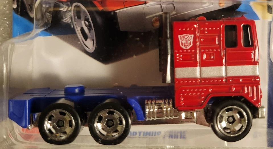 Hot Wheels Transformers Optimus Prime HW Screen Time 104/250 NUEVO 2025 Foto 2 de 3